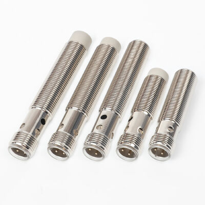 M12 4-Pin IP67 10-30VDC NPN/PNP Inductive Proximity Sensor Flush/Non-Flush Mounting for Metal Detection